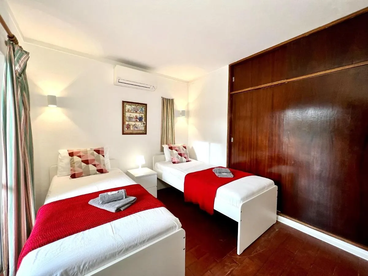 Vilamoura Ocean Villa With Pool By Homing