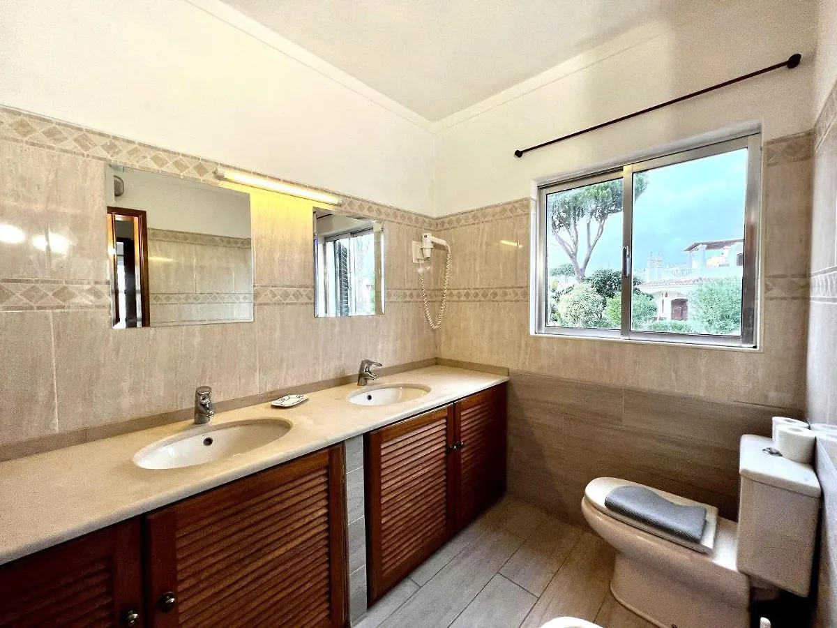 Vilamoura Ocean Villa With Pool By Homing